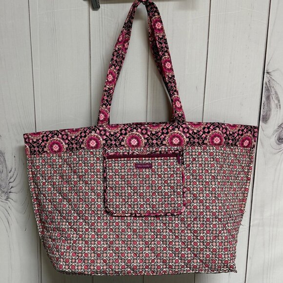 Vera Bradley Iconic GRAND Tote – Raspberry Medallion – NWT - Reversible - Picture 3 of 12